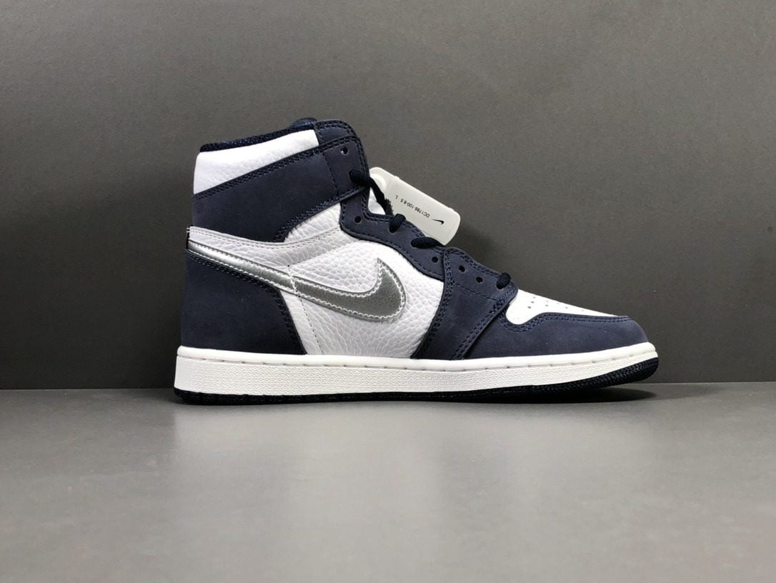 giày Nike