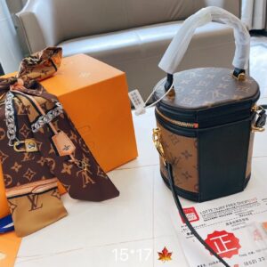 LouisVuitton Monogram Cannes