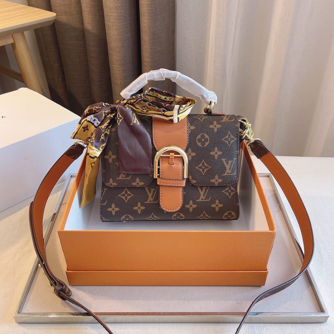 LV DAUPHINE Monogram