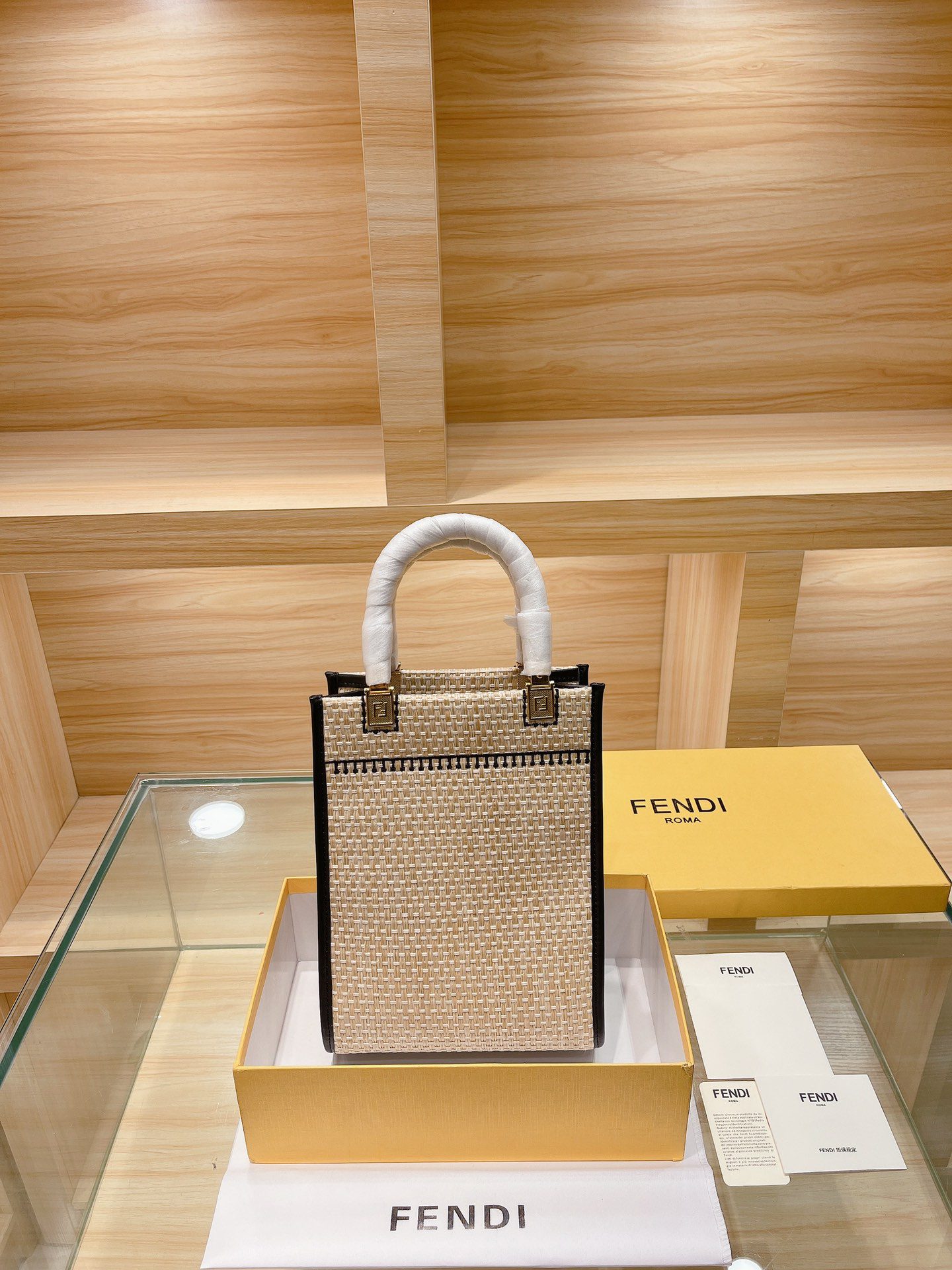 Fendi Sunshine mini tote