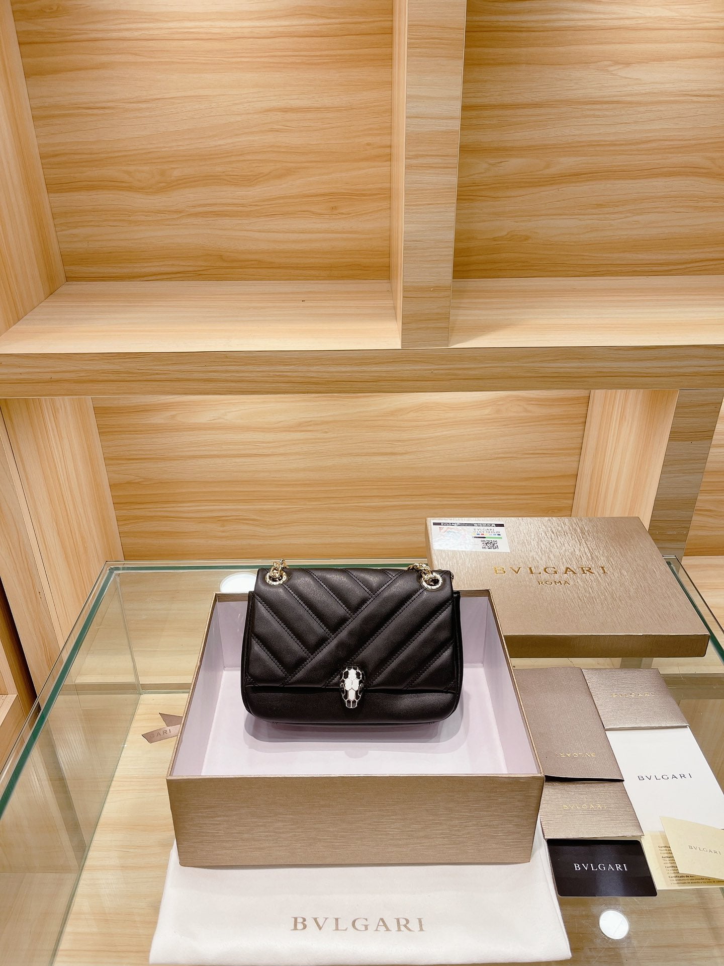BVLGARI SERPENTI CABOCHON SHOULDER BAG