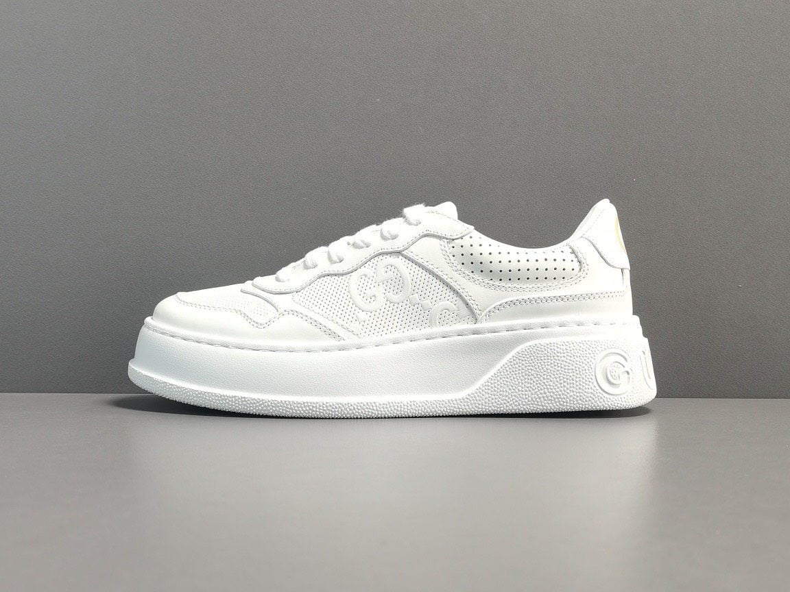 Gucci Chunky B Sneaker (2)