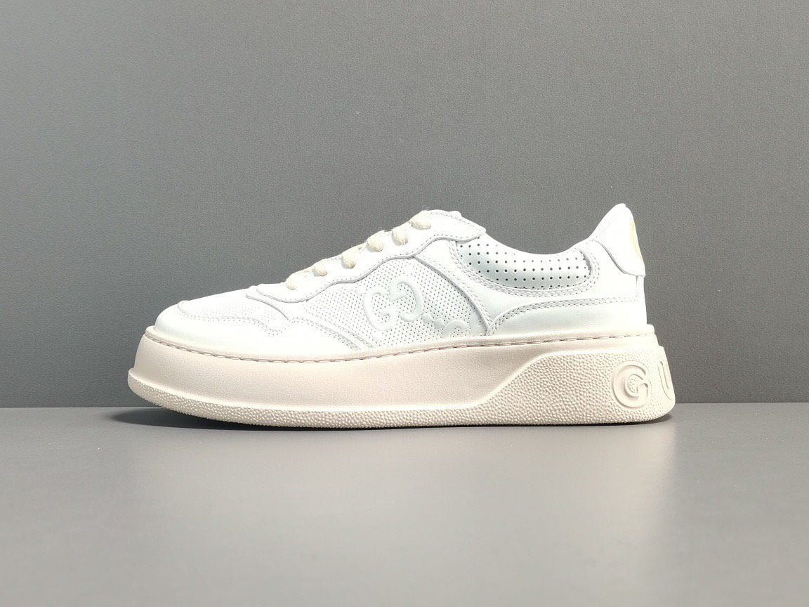 Gucci Chunky B Sneaker (3)