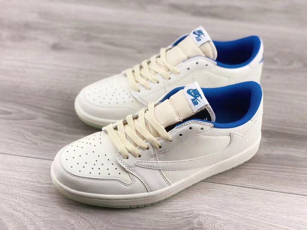 Air Jordan 1 Low (2)