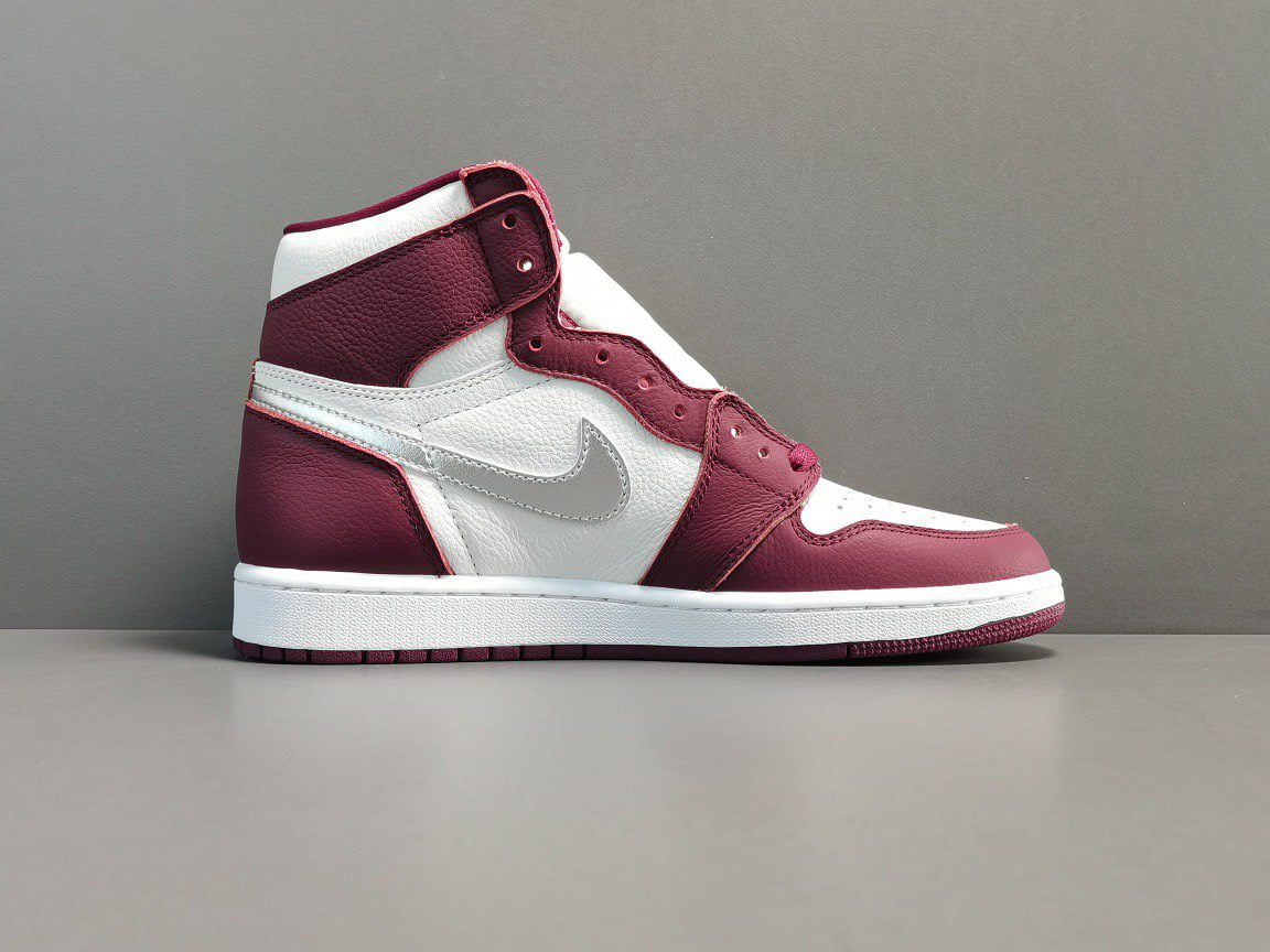 Air Jordan 1 Retro High OG ＂Bordeaux＂ (3)