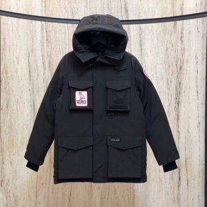 Canada Goose X OVO (1)