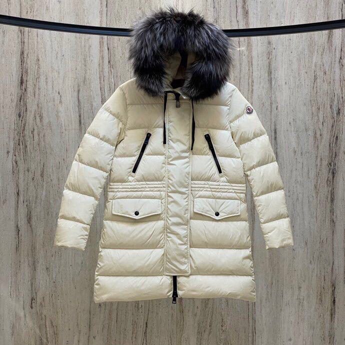 Moncler Moka (2)