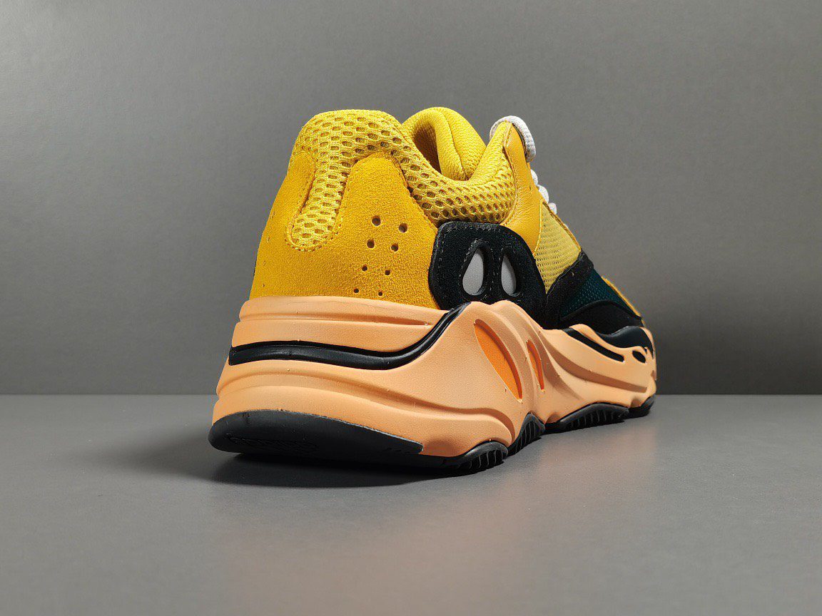 YEEZY 700 BOOST 700＂Sun＂chất Lượng