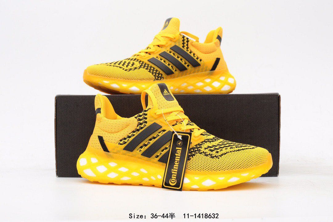 Adidas UltraBoost Web DNA L2