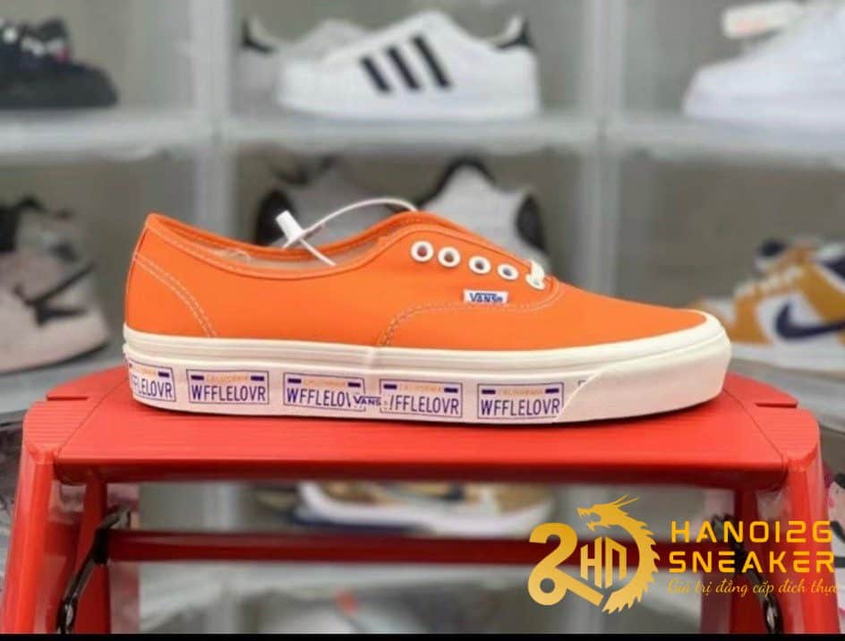 Giày sneaker vans Orange Authentic