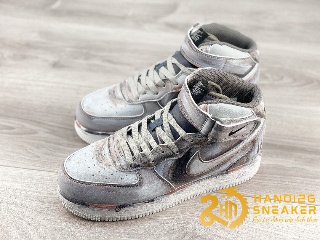 Nike Air Force 1 Mid Graffiti HT