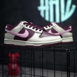 Cận Cảnh Nike Sb Dunk Low Valentine's Day Cực đẹp