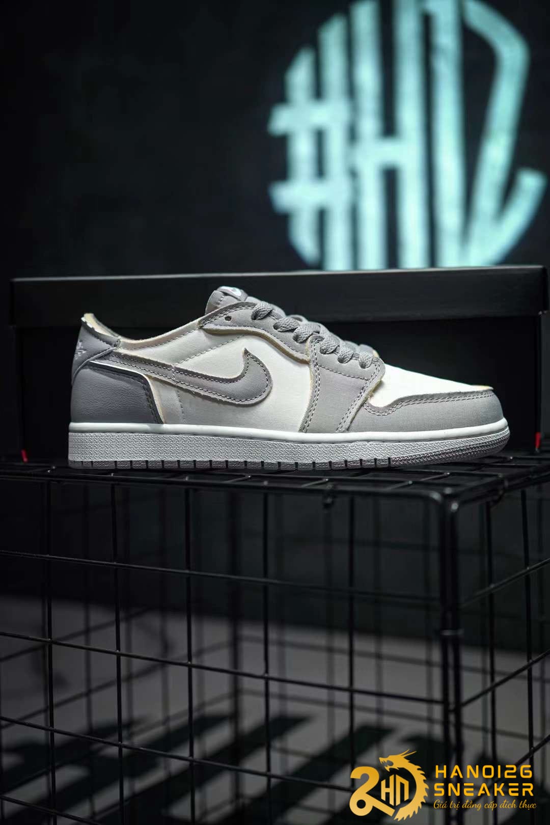 Giày Nike Air Jordan 1 Low Tech Grey (8)