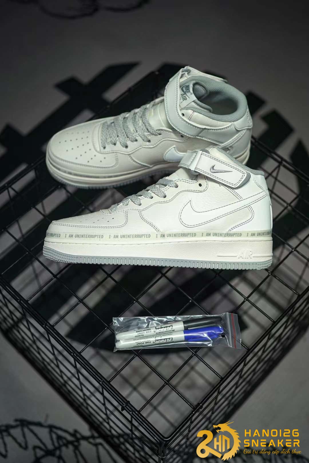 Giày Sneaker Uninterrupted X Air Force 1 Mid MORE THAN (6)