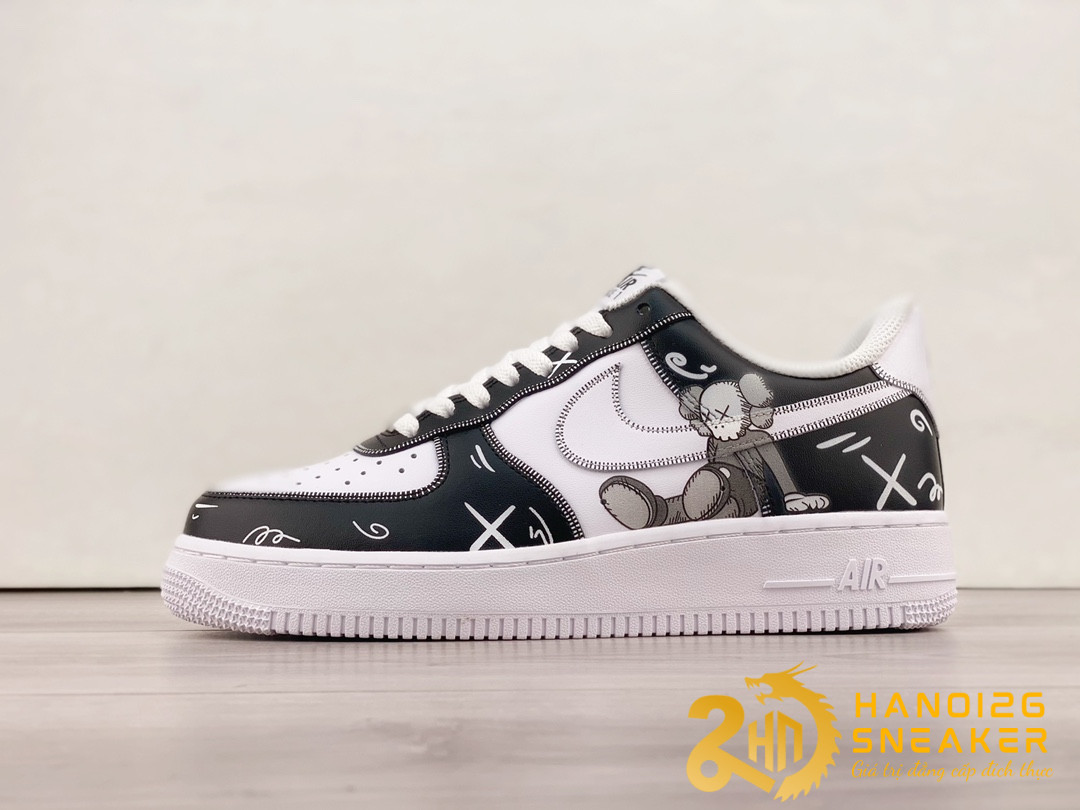 Giày Kaws x Nike Air Force 1 07 Low