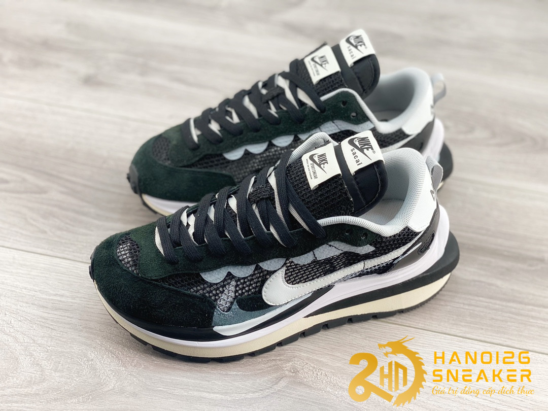 Giày Nike Sacai X VaporWaffle Black White Like Auth (4)