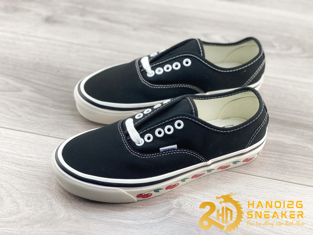 Giày Vans Authentic 44 DX Black White (3)