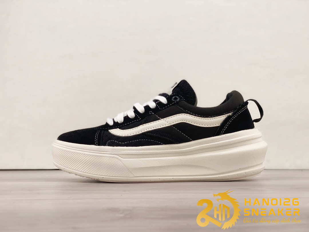 Giày Vans Old Skool Overt CC Black