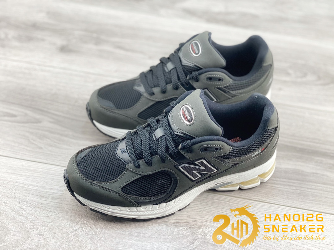 Giày New Balance 2002R Black Grey ML2002RB (1)