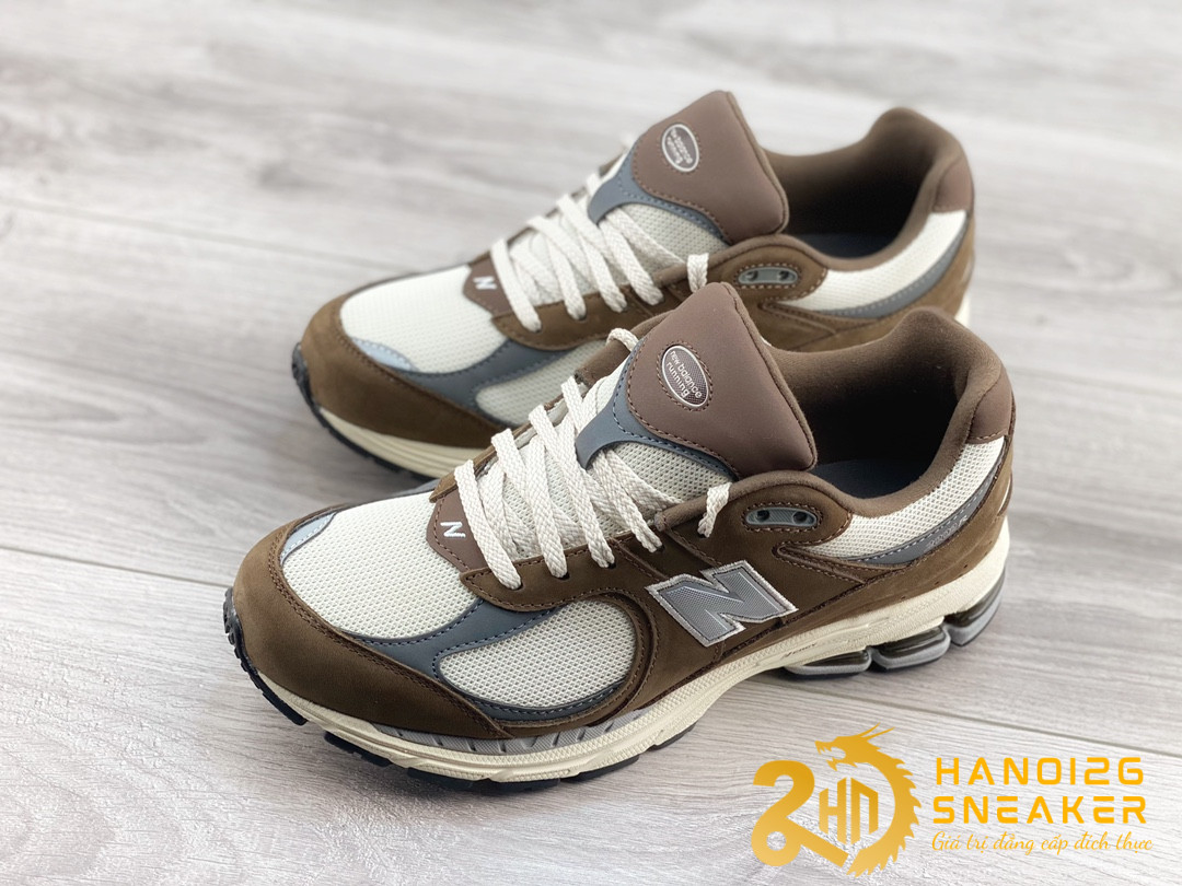Giày New Balance 2002R Brown Beige M2002RHS (1)