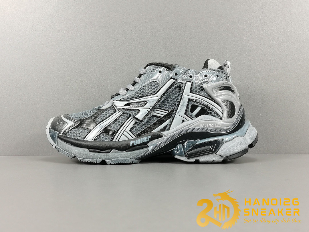 Giày Balenciaga Runner 67402 W3RBR 1515 Like Auth Cực Chất