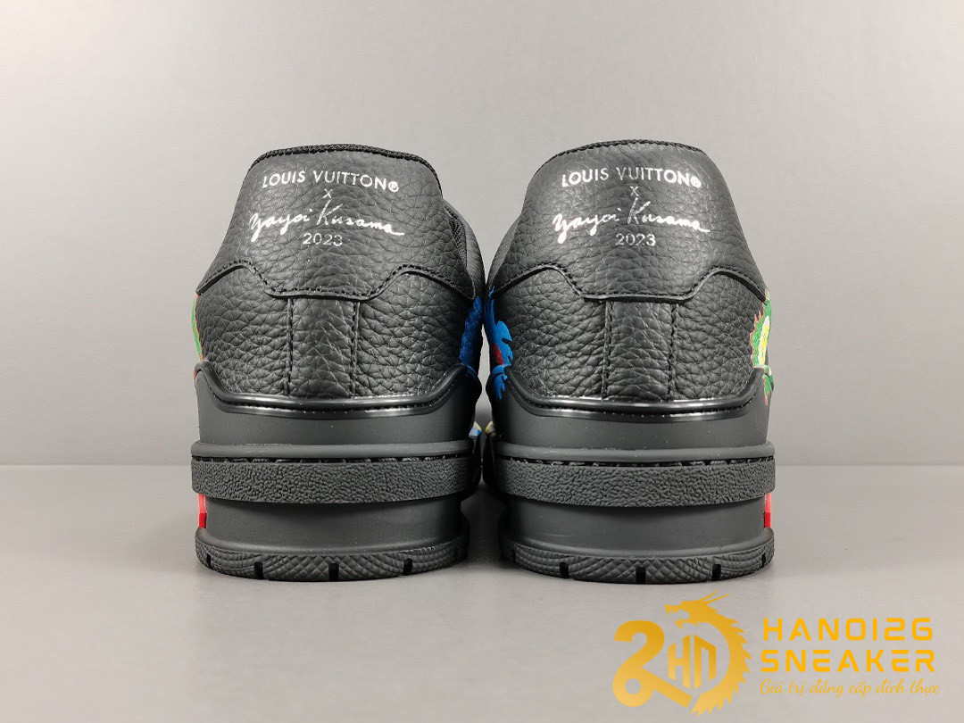 Giày Louis Vuitton X Yayoi Kusama Trainer Black Print Like Auth (1)
