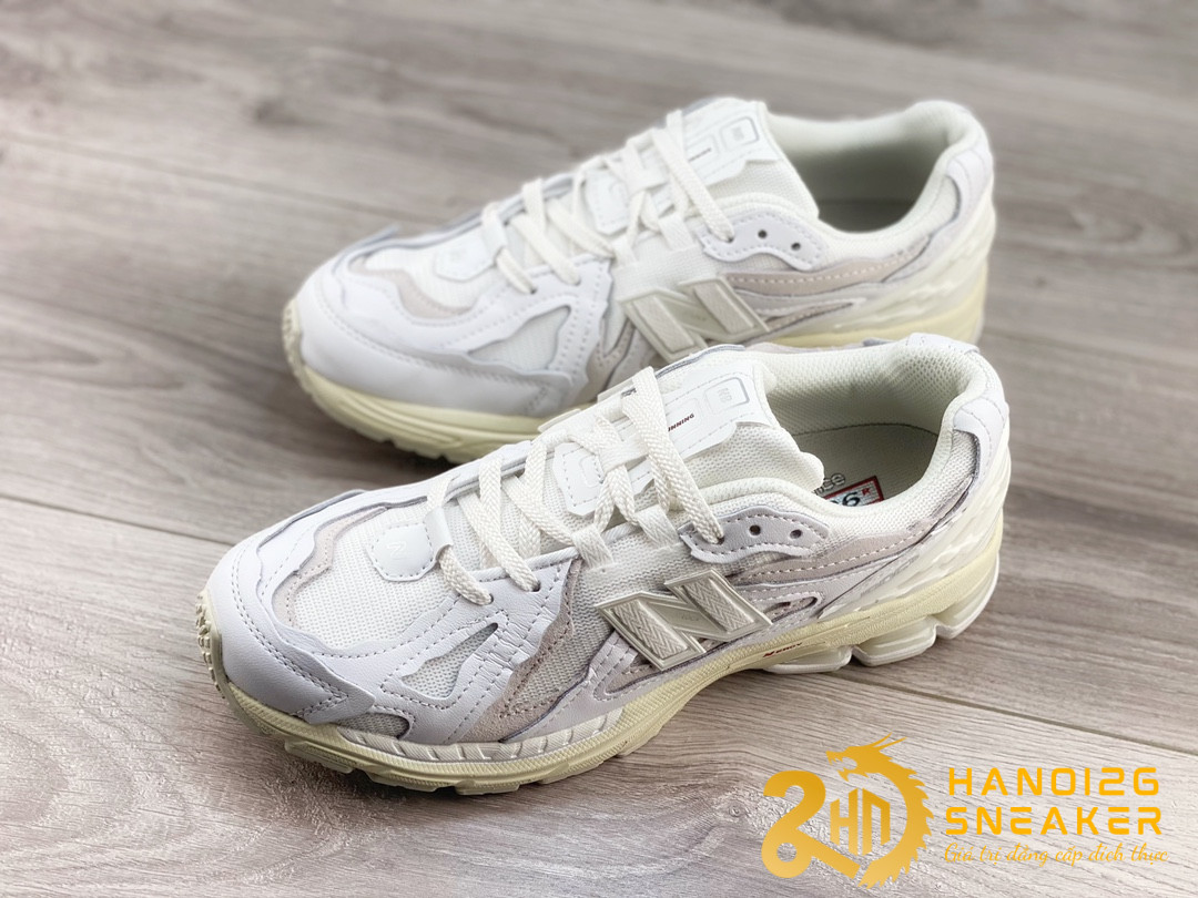 Giày New Balance NB 1906R Protection Pack White (1)