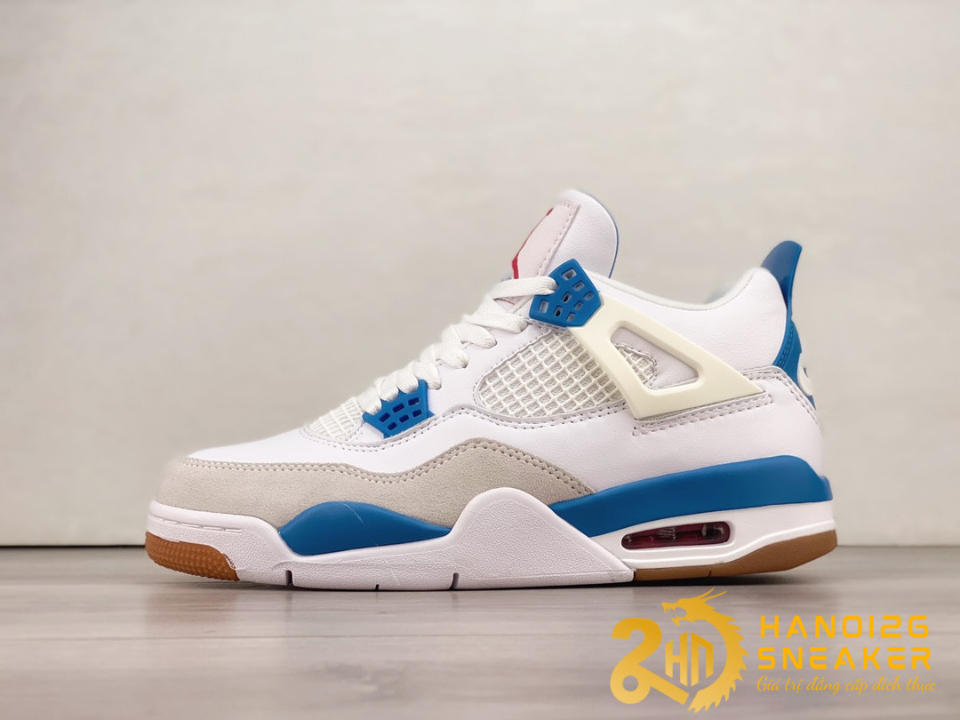 Giày Nike SB x Air Jordan 4 White Blue DR5415-105