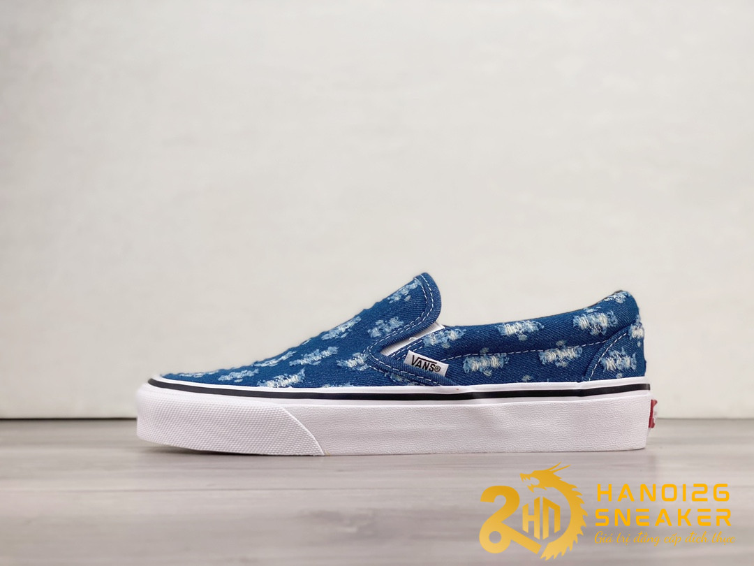 Giày VANS SLIP-ON SUPREME HOLE PUNCH DENIM BLUE