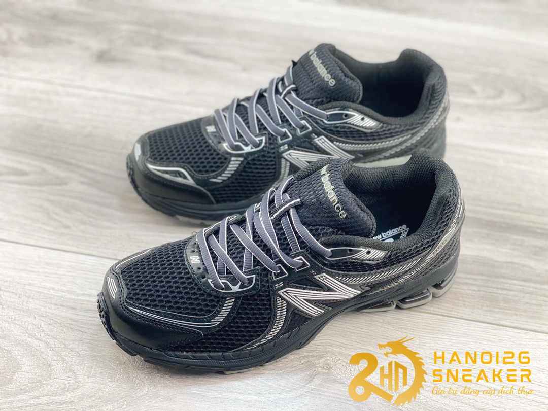 Giày New Balance 860v2 Black Silver (1)
