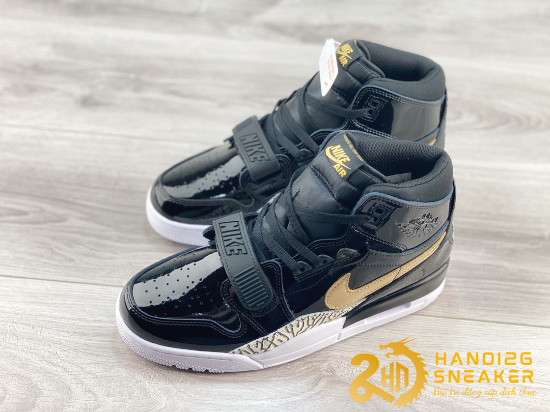 Giày Nike Air Jordan Legacy 312 Black Gold (1)
