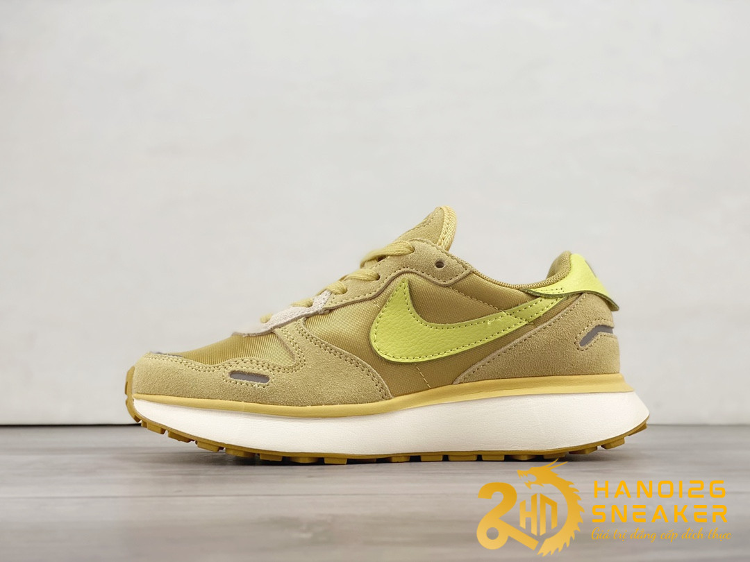 Giày Nike Phoenix Waffle University Gold