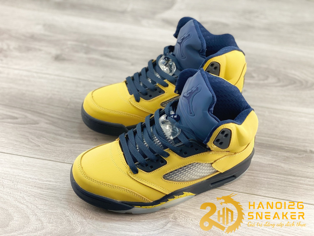 Giày Nike Air Jordan 5 Retro SP Michigan (1)