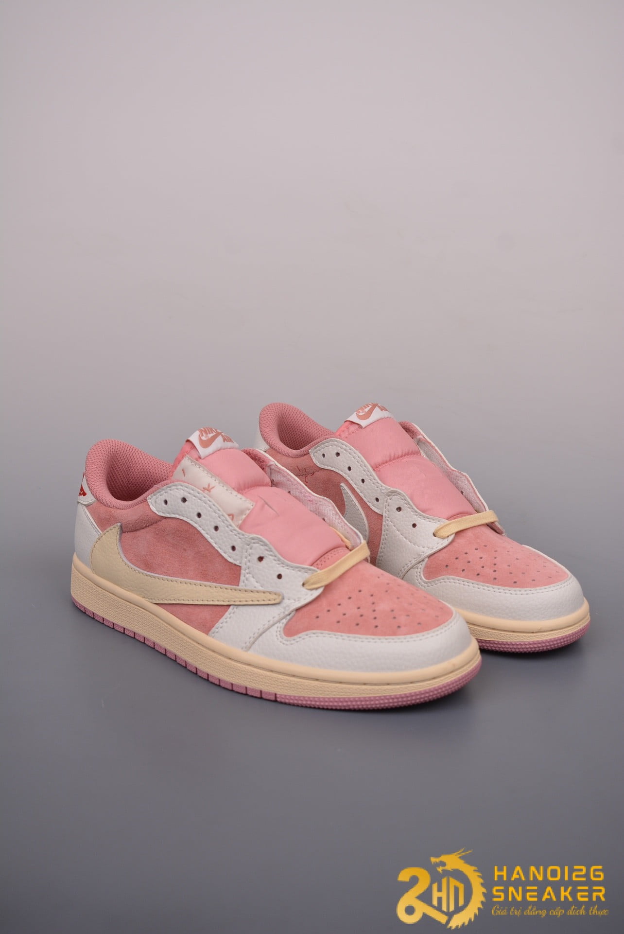 Giày Travis Scott X Air Jordan 1 Low OG Pink Beige Red (1)