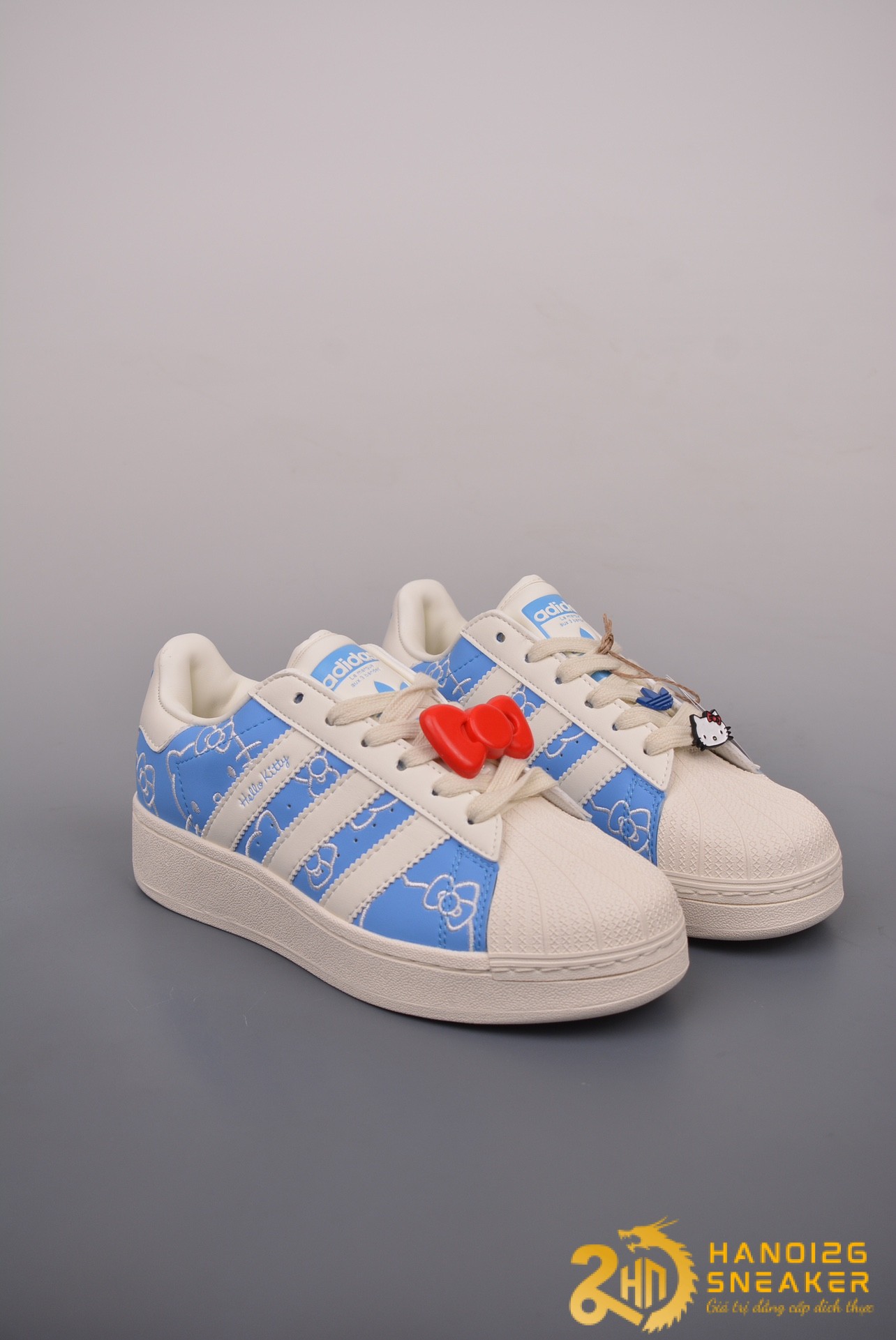 Giày Adidas Superstar XLG Hello Kitty Blue Burst (1)