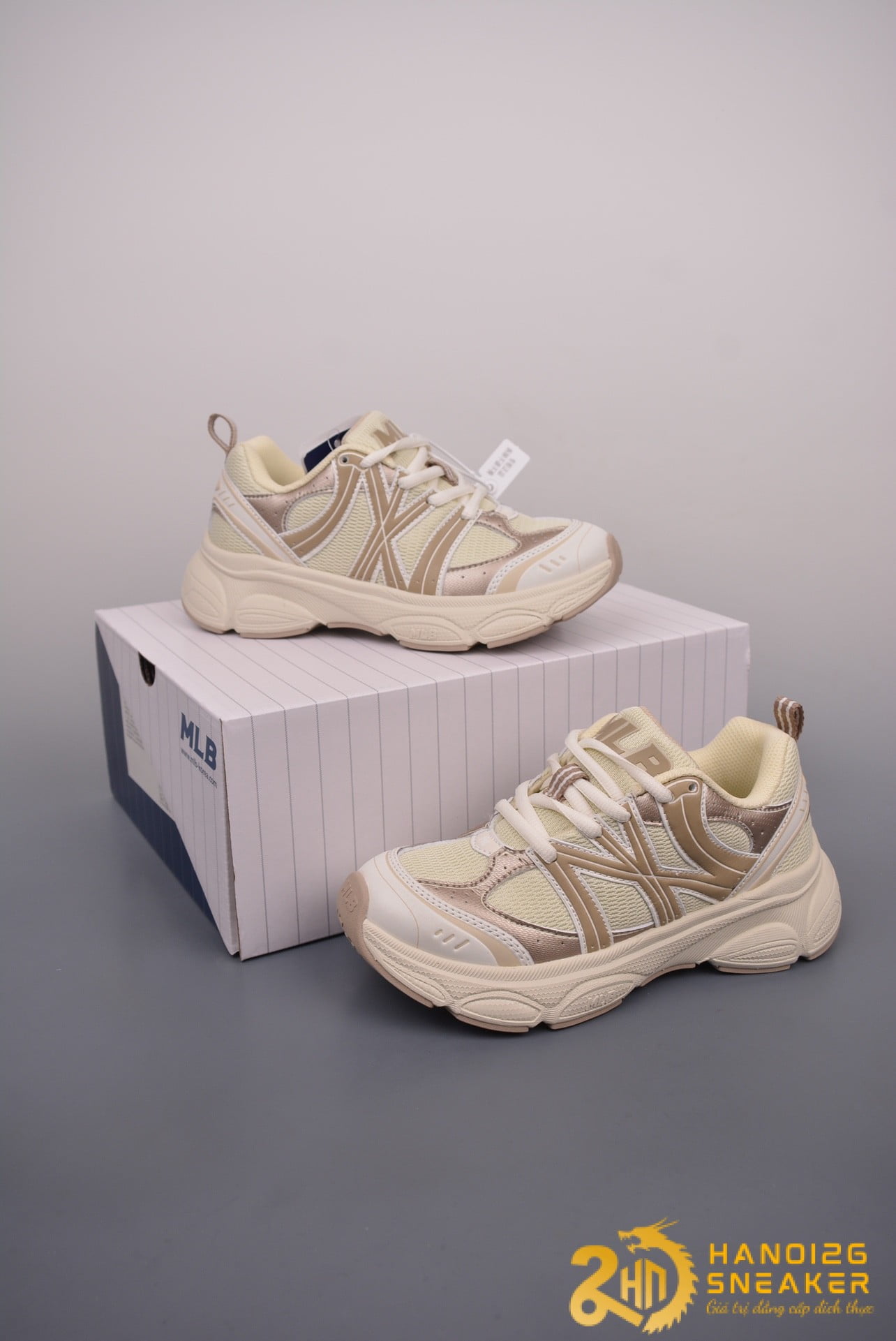 Giày MLB Ace Runner New York Yankees Beige