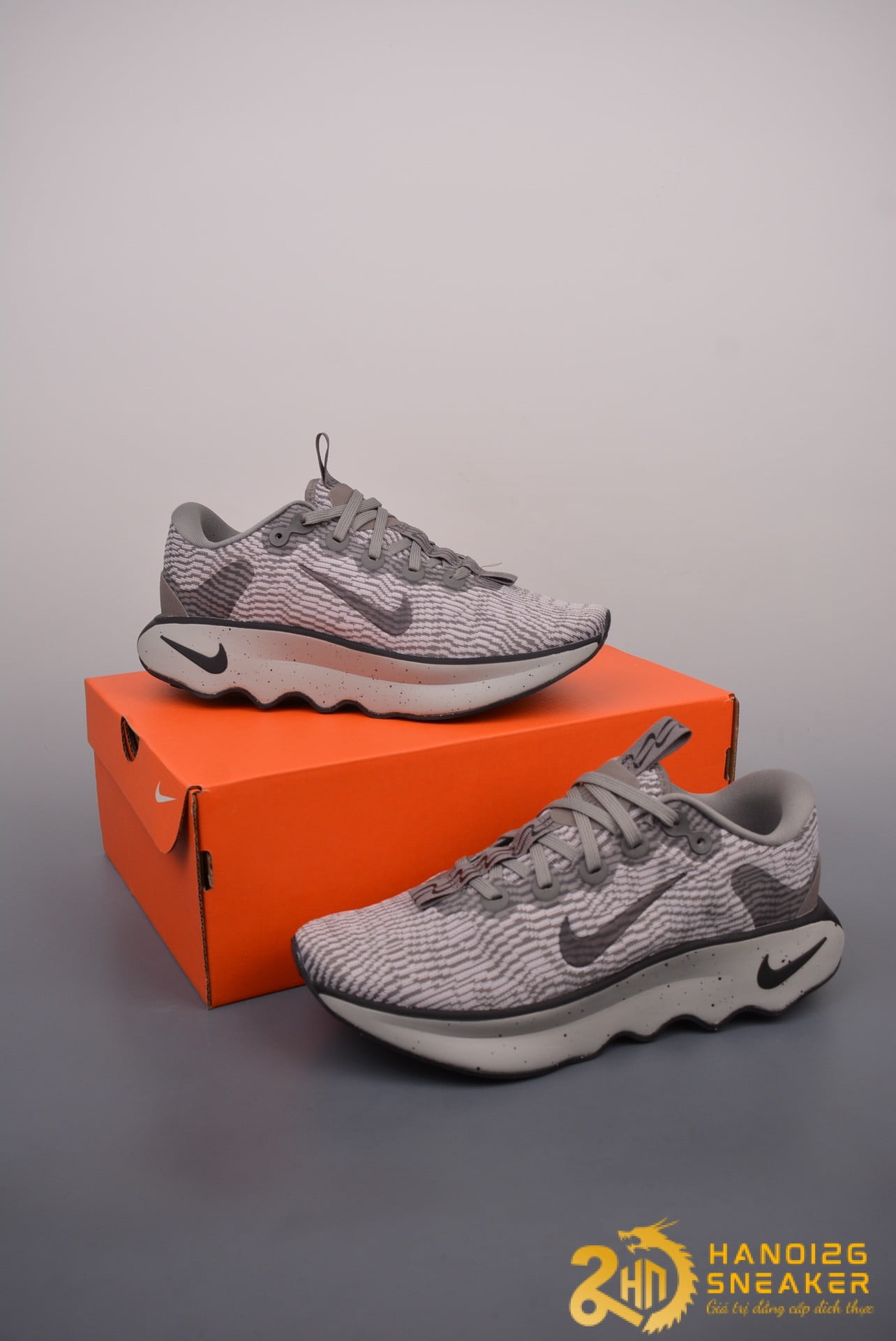 Giày Nike Motiva Walking lite iron ore