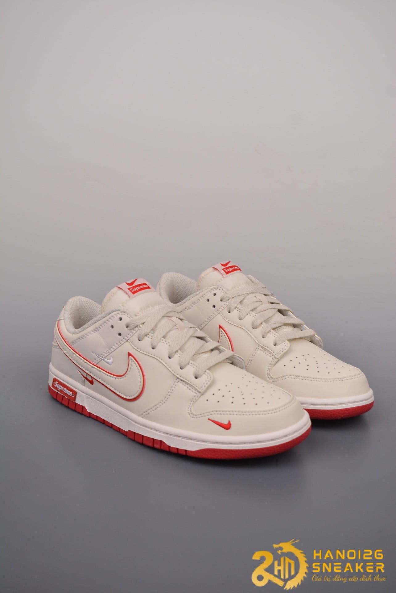 Giày Nike SB Dunk Low Supreme Off Red (1)