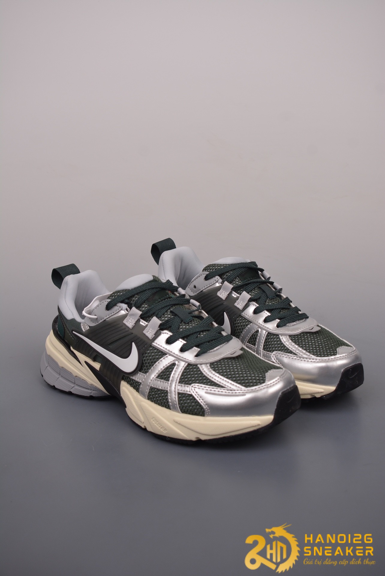 Giày Nike V2K Run Vintage Green Silver HJ4497 300 (1)