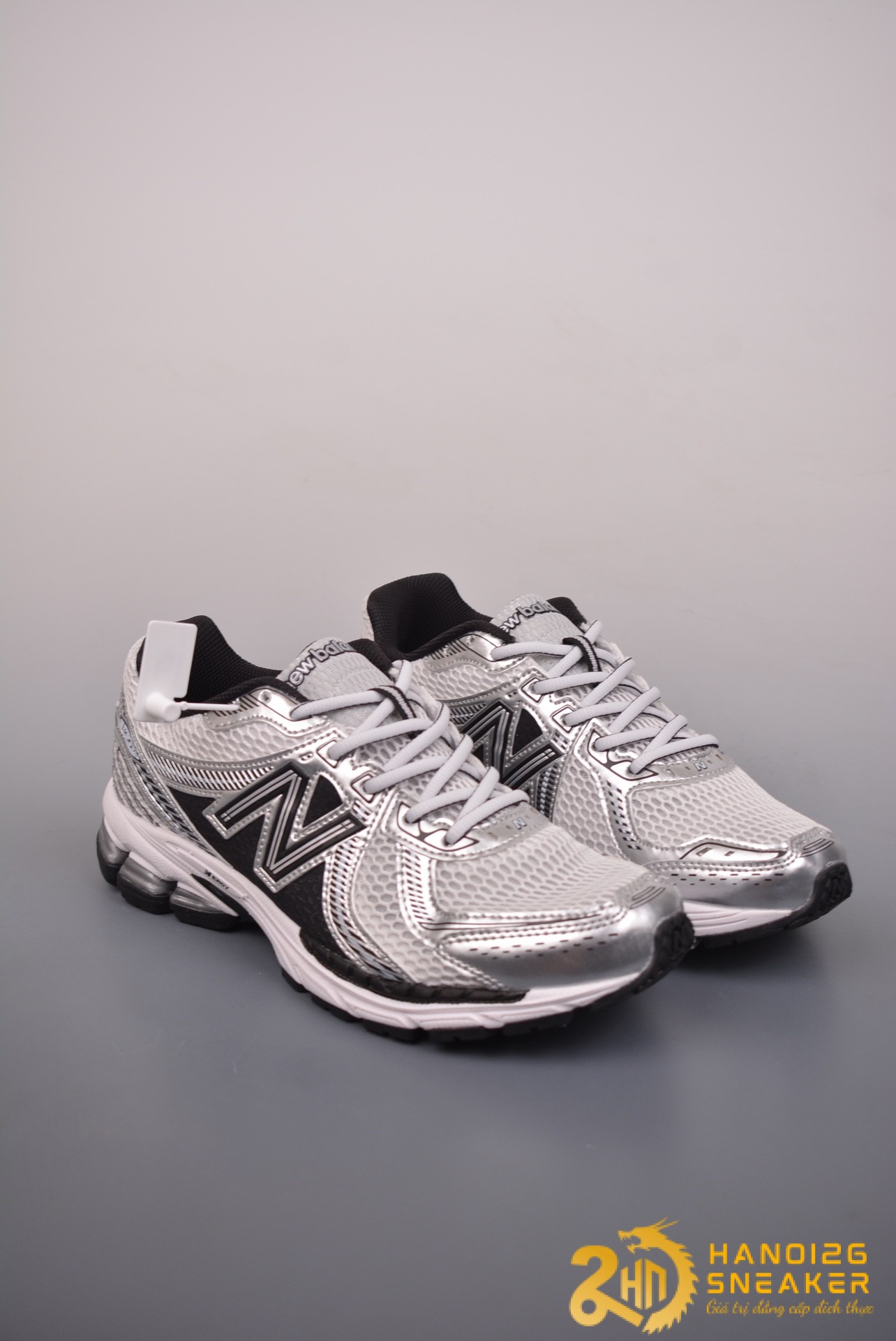 Giày New Balance 860v2 Silver Black ML860XD (1)