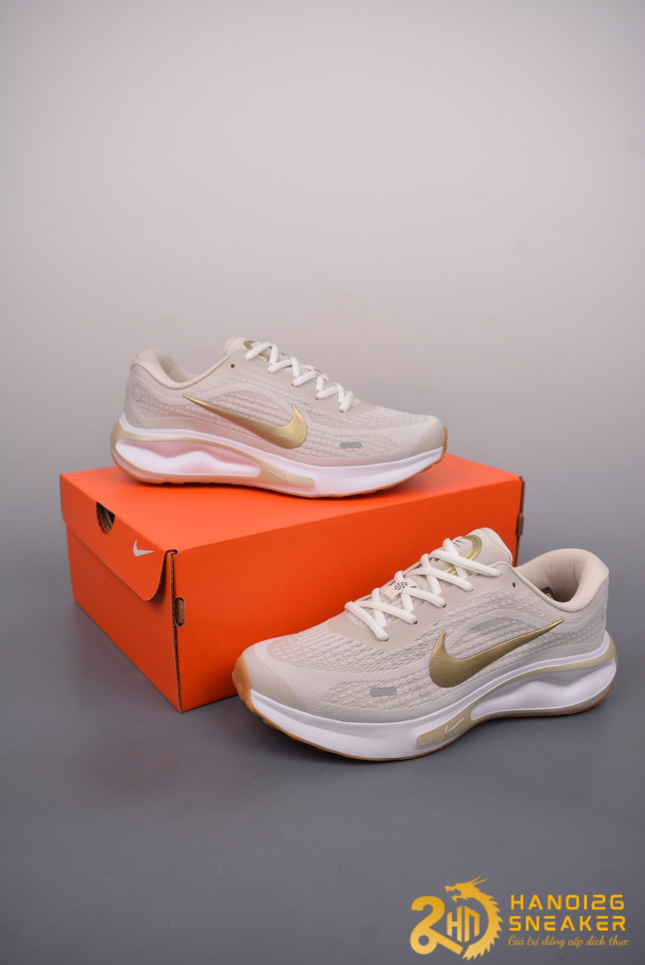 Giày Nike Journey Run Phantom Neutral Olive FJ7765-003