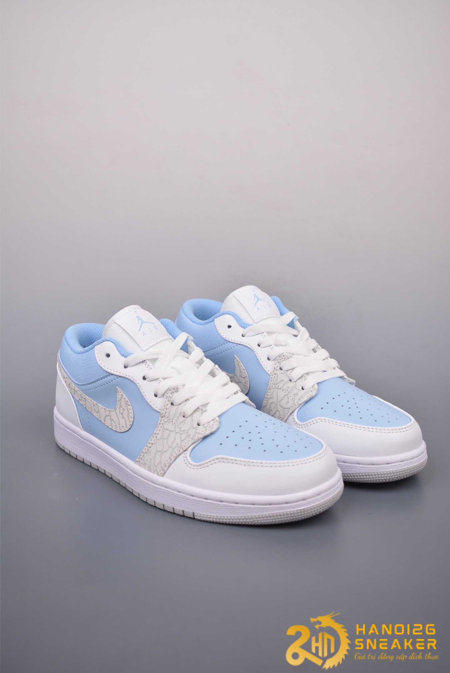 Giày Nike Air Jordan 1 Low Blue Tint Elephant Print IB7692 400 (1)