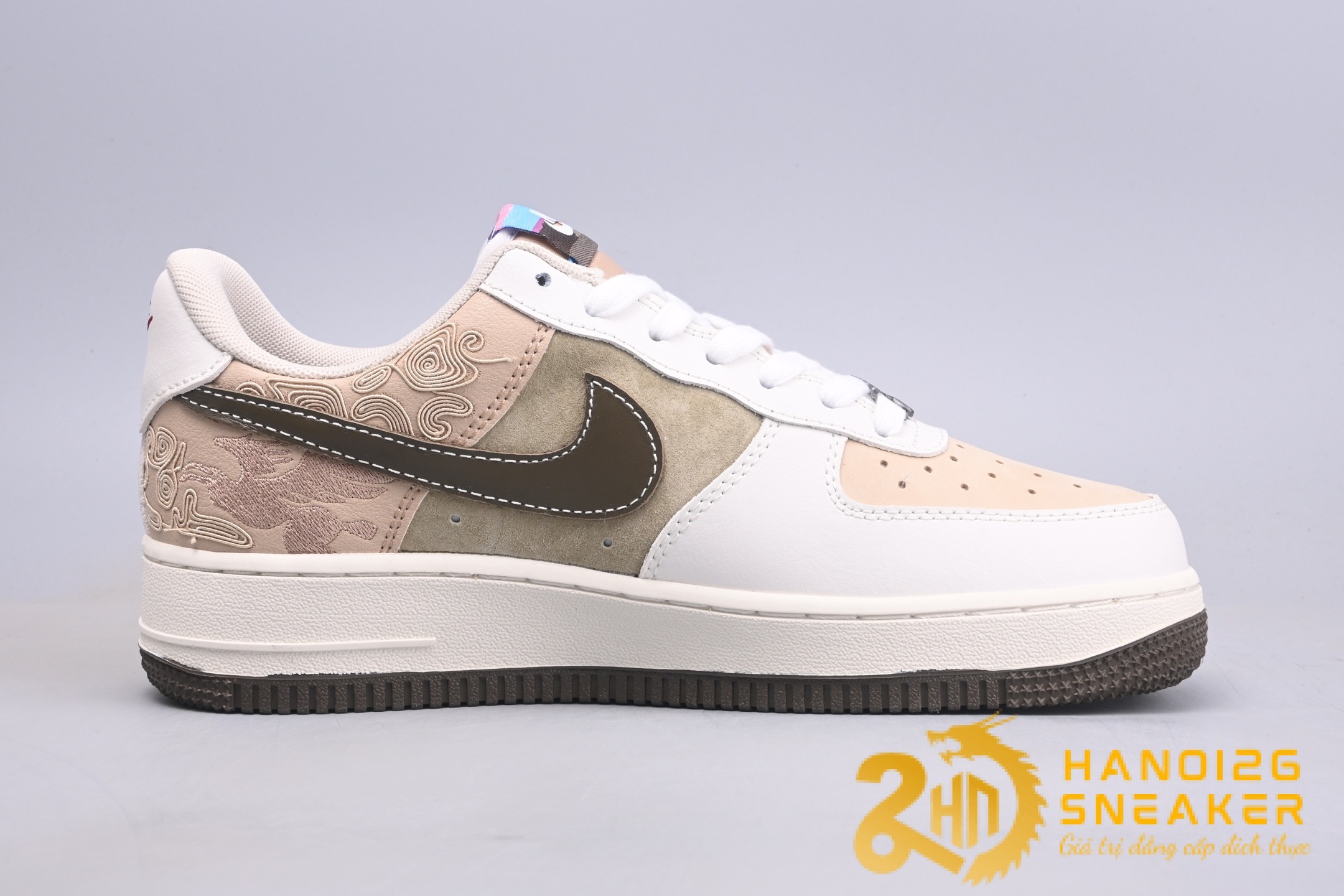 Giày Nike Air Force 1 07 Low Year Of The Horse Khaki (1)
